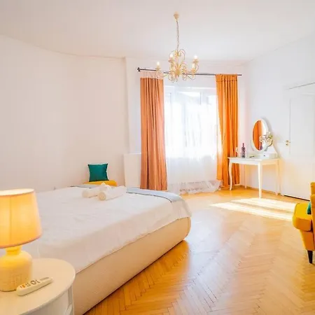 Appartamento Stylishly Restored 1br With Victorian Influence